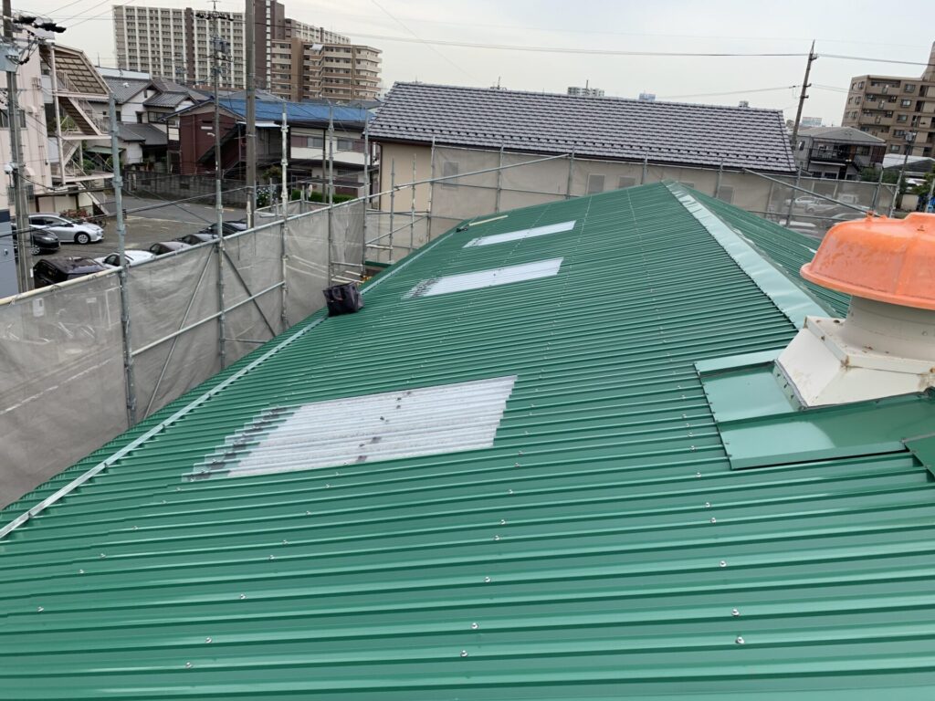 愛知県清須市　工場の屋根修理工事